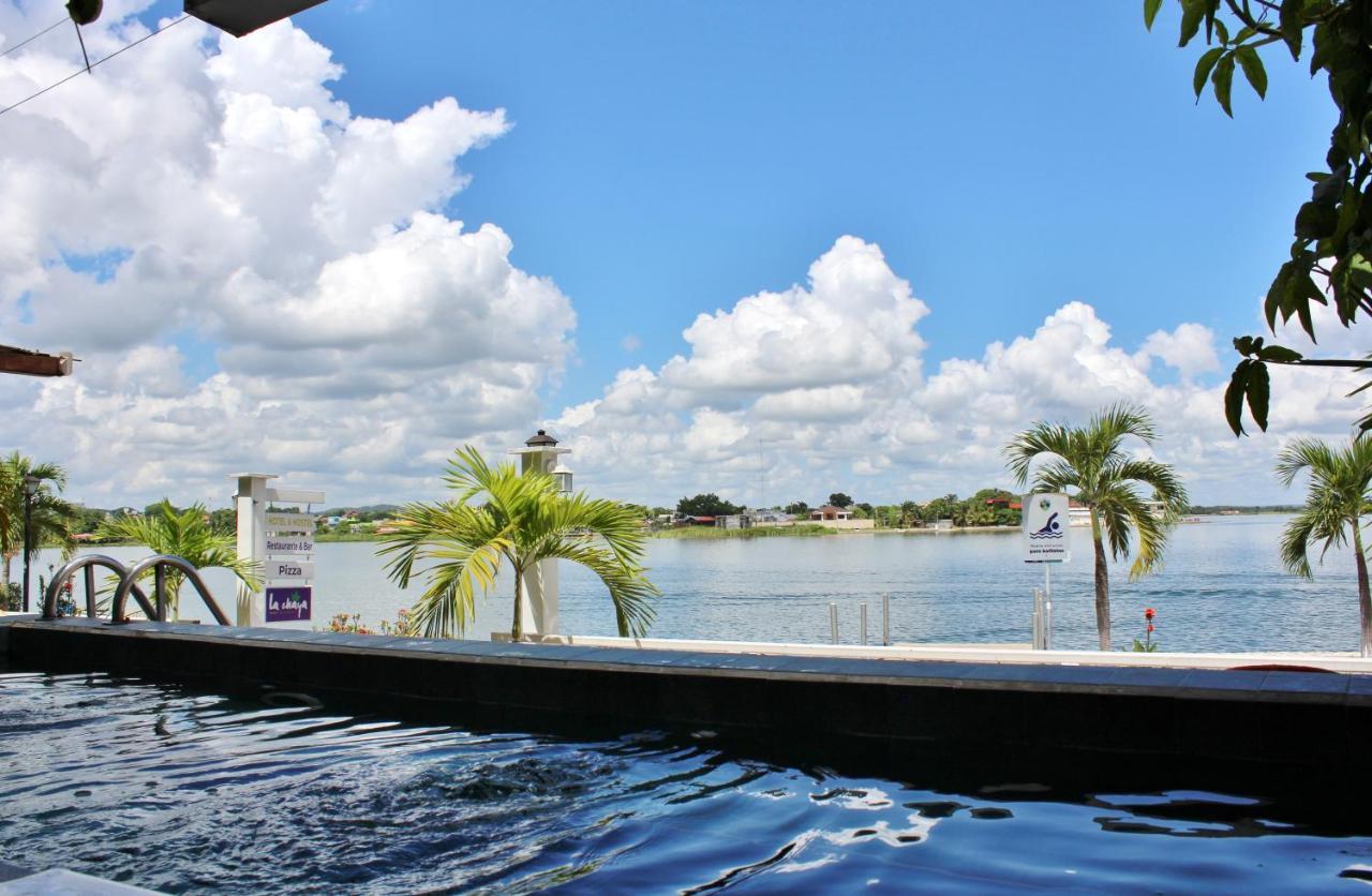 Hotel Peten Express Flores Exterior photo