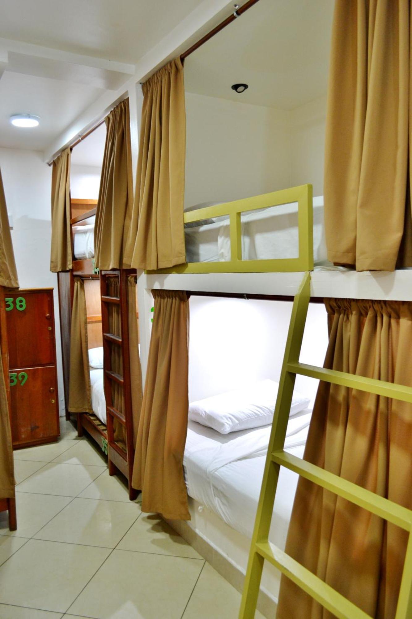 Hotel Peten Express Flores Exterior photo