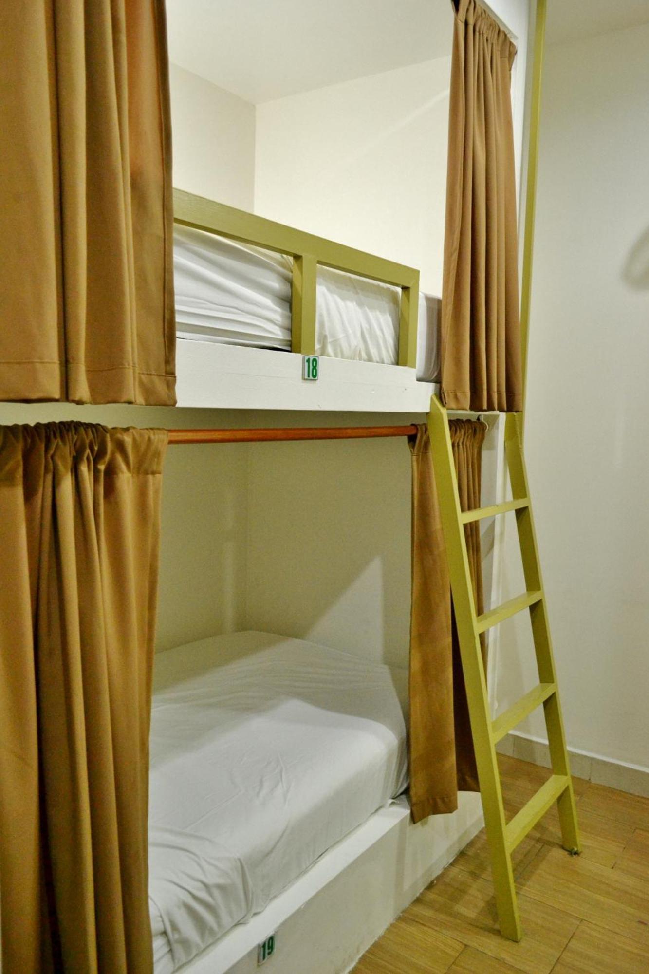 Hotel Peten Express Flores Exterior photo