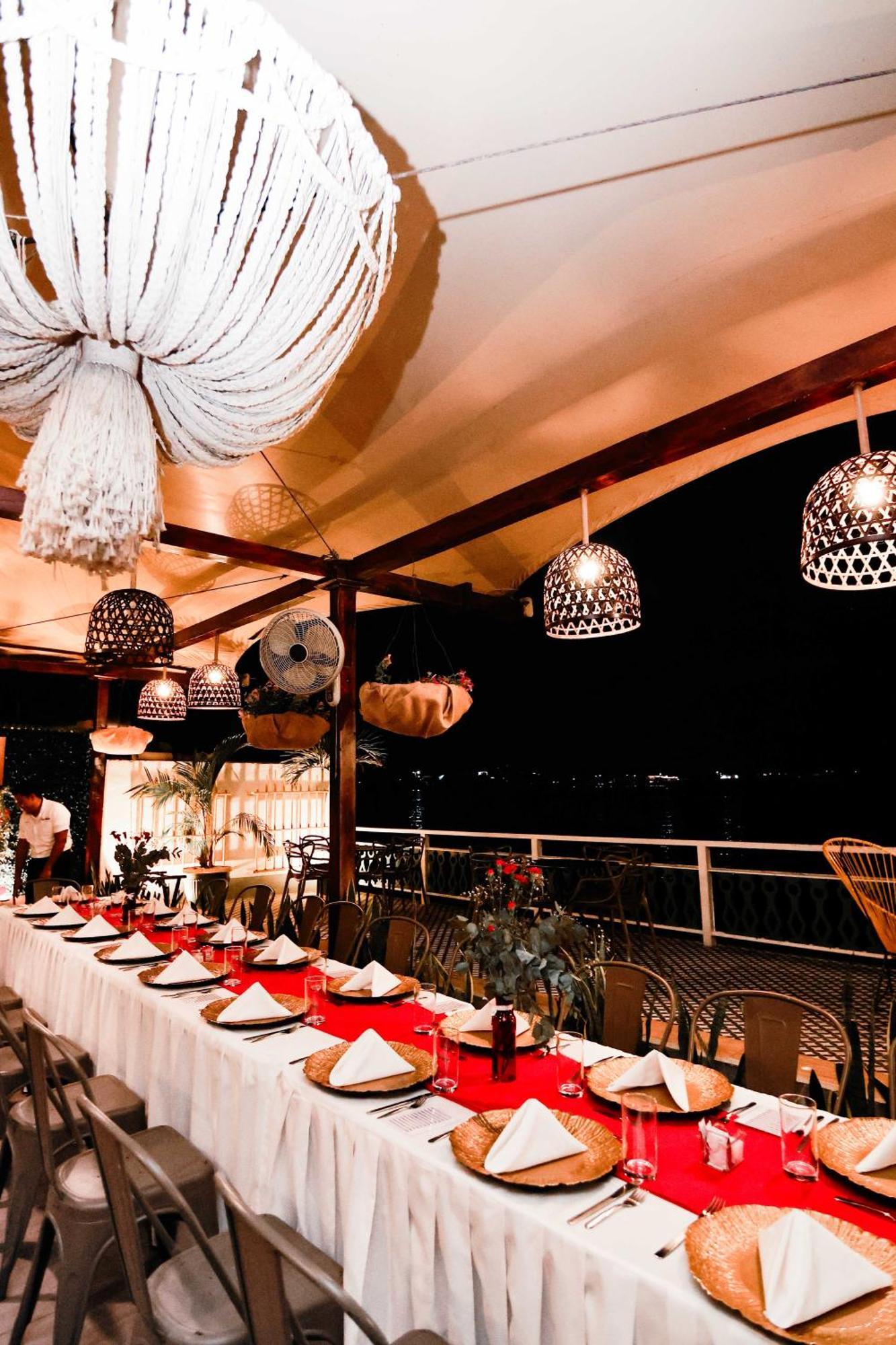 Hotel Peten Express Flores Exterior photo