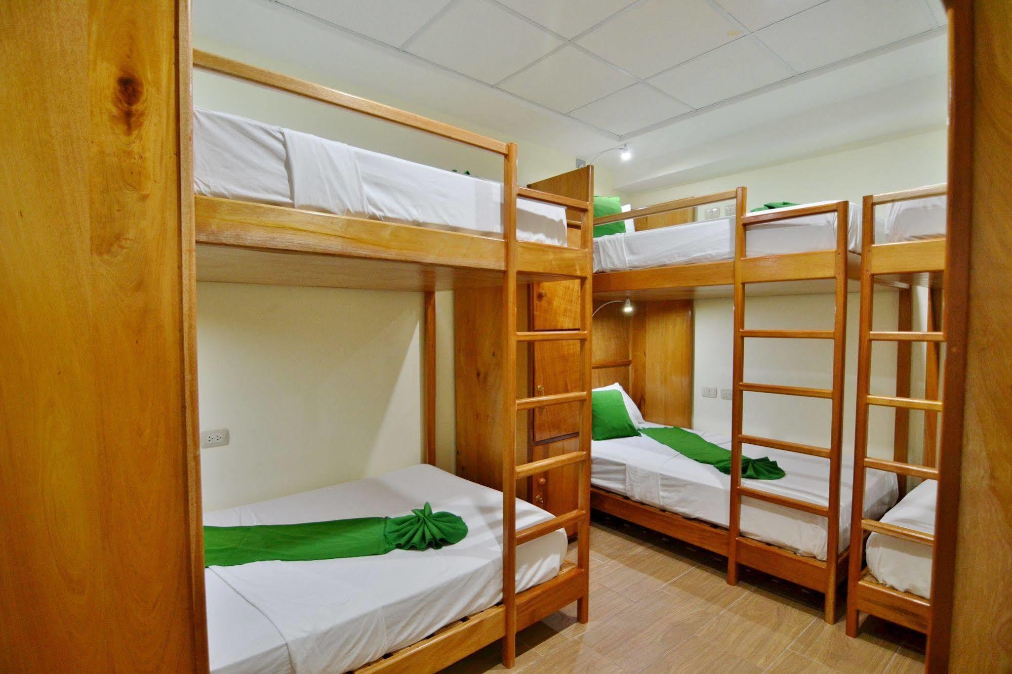 Hotel Peten Express Flores Exterior photo