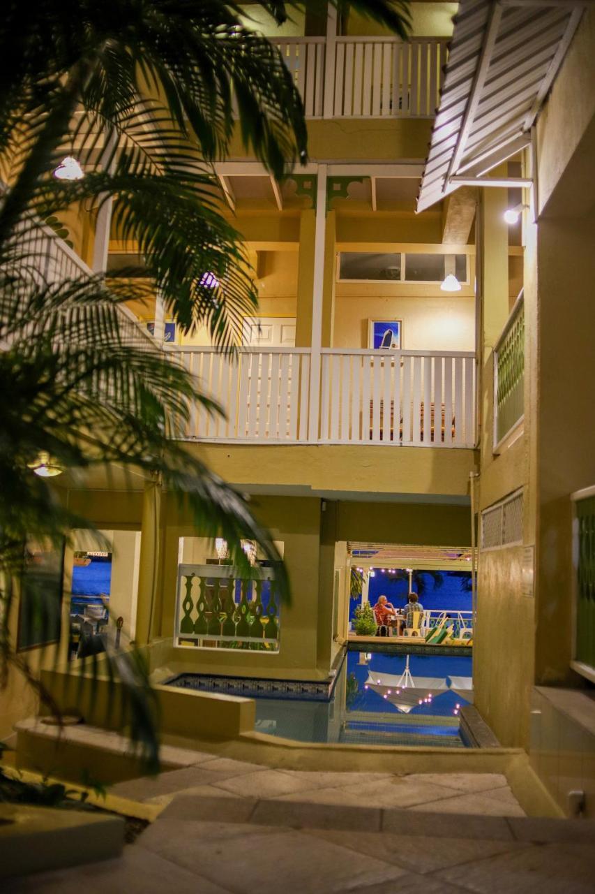 Hotel Peten Express Flores Exterior photo